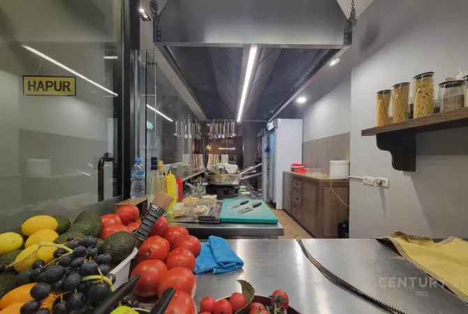 LEDA (IRG118072) SHITET DYQAN BUZE RRUGES SE MYSLYM-650,000 Euro