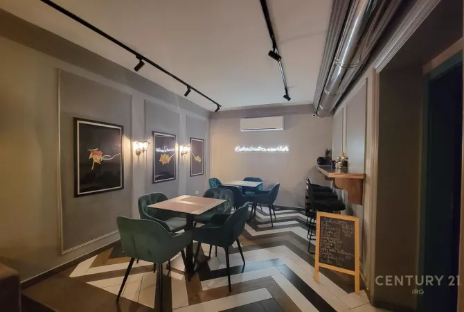 LEDA (IRG118072) SHITET DYQAN BUZE RRUGES SE MYSLYM-650,000 Euro