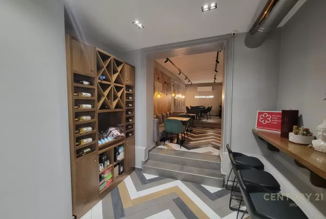 LEDA (IRG118072) SHITET DYQAN BUZE RRUGES SE MYSLYM-650,000 Euro