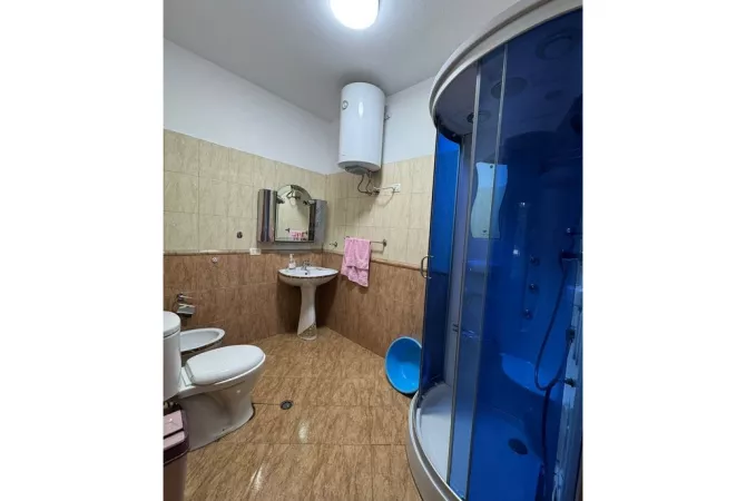 Shtepi me qera 2+1 ne Tirane - 600 Euro