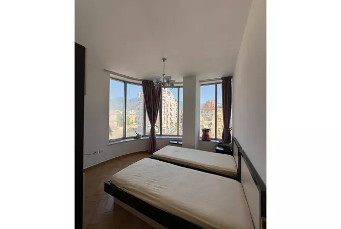 Shtepi me qera Apartament ne Tirane, 2+1, Mobilimi E mobiluar, Pagesa 600  Euro.
