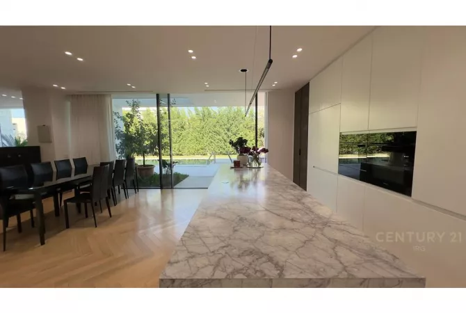 Casa in vendita 4+1 a Tirana - 2,000,000 Euro