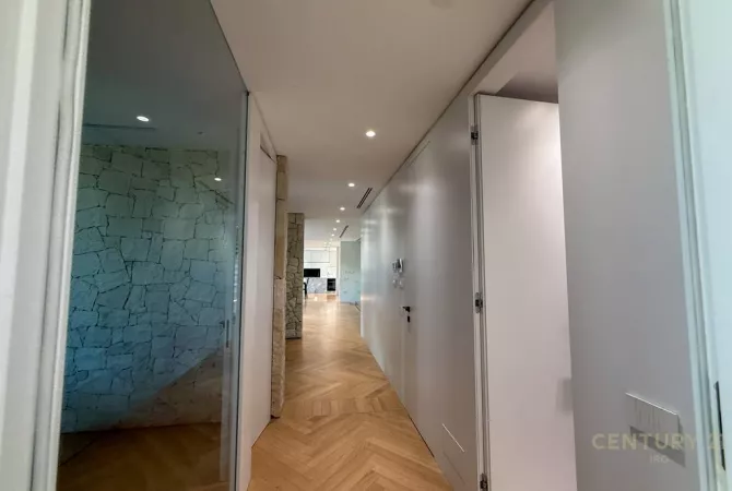 Luxury villas for sale in Tirana 4+1, Furnished