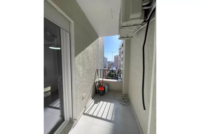 Shtepi me qera Apartament ne Tirane, 1+1, Mobilimi E mobiluar, Pagesa 1,000  Euro.