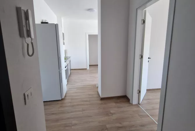 Duplex (2 storey house) for sale in Tirana 3+1, Emty