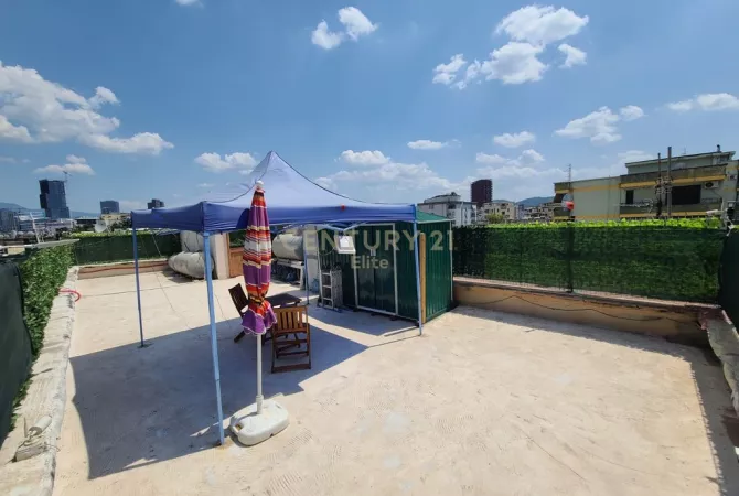 Shtepi ne shitje Apartament ne Tirane, 2+1, Mobilimi E mobiluar, Pagesa 138,000  Euro.