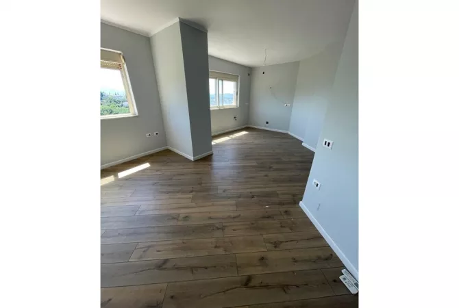 Shtepi ne shitje 3+1 ne Tirane - 124,000 Euro