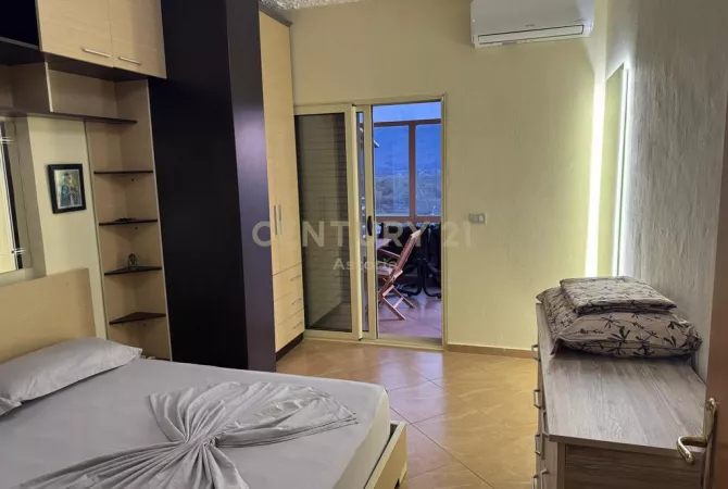 Shtepi ne shitje Apartament ne Vlore, 1+1, Mobilimi E mobiluar, Pagesa 130,000  Euro.