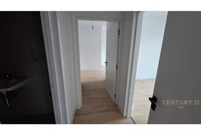 Jepet me qira 2+1+2 te Altana, Kompleksi Dinamo per zyre! - 2,000 Euro /Muaj