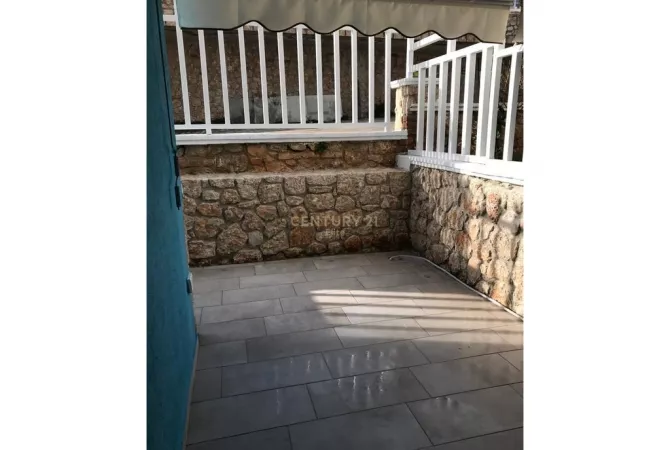 Shtepi ne shitje Garsoniere ne Vlore - 129,000 Euro