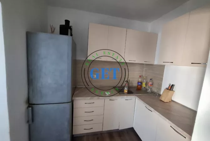 Shtepi ne shitje Apartament ne Durres, 1+1, Mobilimi E mobiluar, Pagesa 65,000  Euro.
