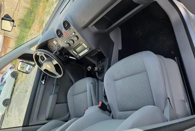 Cars for sale in Tirana, Volkswagen, 2008 gasoline-gas,Kambio Manual Payment 5,499  Euro.