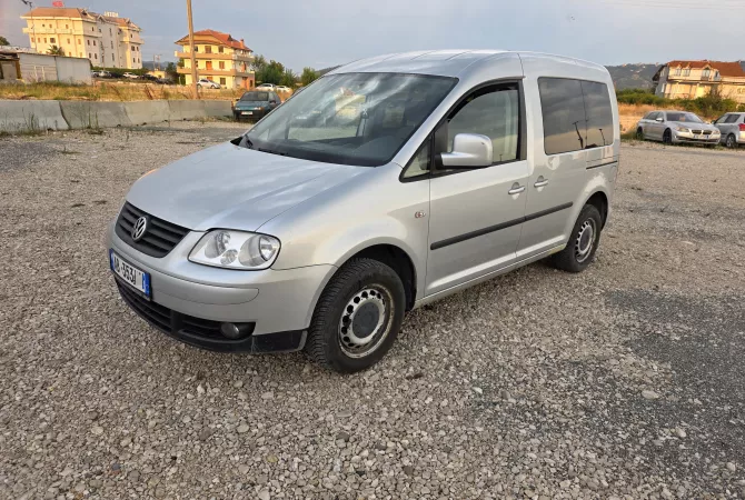 Cars for sale in Tirana - 5,499 Euro