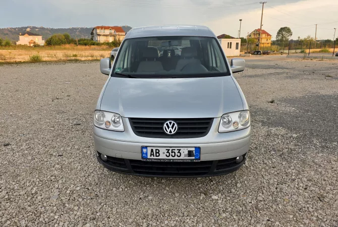 Cars for sale in Tirana - 5,499 Euro