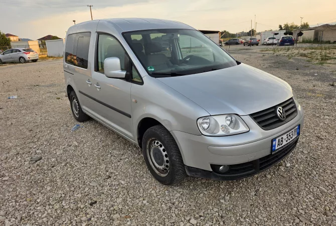Cars for sale in Tirana - 5,499 Euro