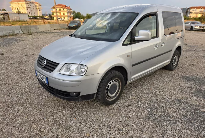 Cars for sale in Tirana, Volkswagen, 2008 gasoline-gas,Kambio Manual Payment 5,499  Euro.