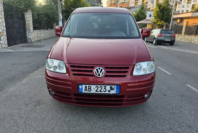Cars for sale in Tirana - 5,999 Euro
