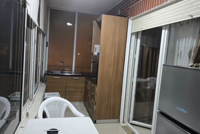 Shtepi me qera Apartament ne Tirane, 2+1, Mobilimi E mobiluar, Pagesa 500  Euro.