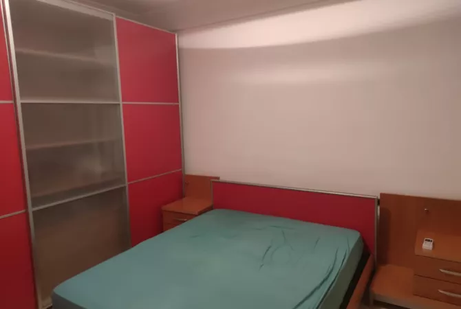 Shtepi me qera Apartament ne Tirane, 2+1, Mobilimi E mobiluar, Pagesa 70,000  Leke.