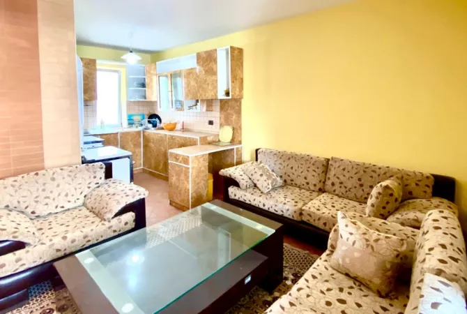 Shtepi ne shitje 2+1 ne Tirane - 130,000 Euro