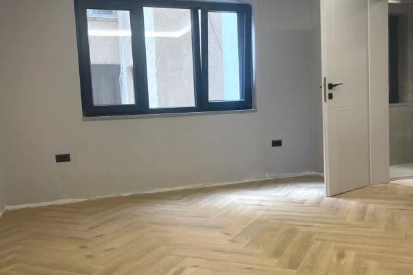 Jepet apartament bosh per zyra