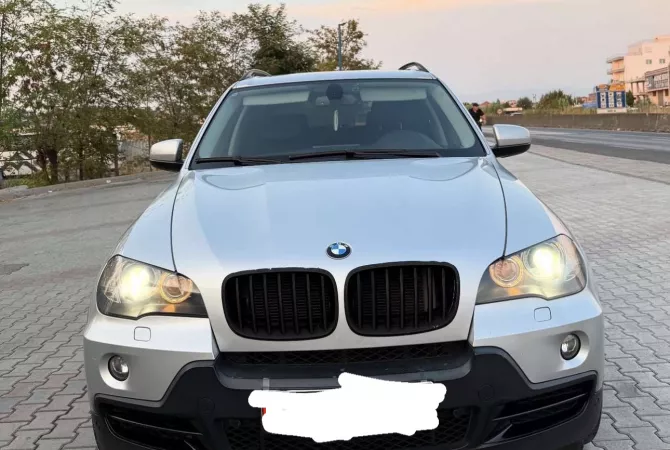 Makina ne shitje ne Durres, BMW, 2008 Diesel,Kambio Automatik Pagesa 8,000  Euro.