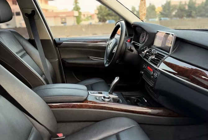 Makina ne shitje ne Durres, BMW, 2008 Diesel,Kambio Automatik Pagesa 8,000  Euro.