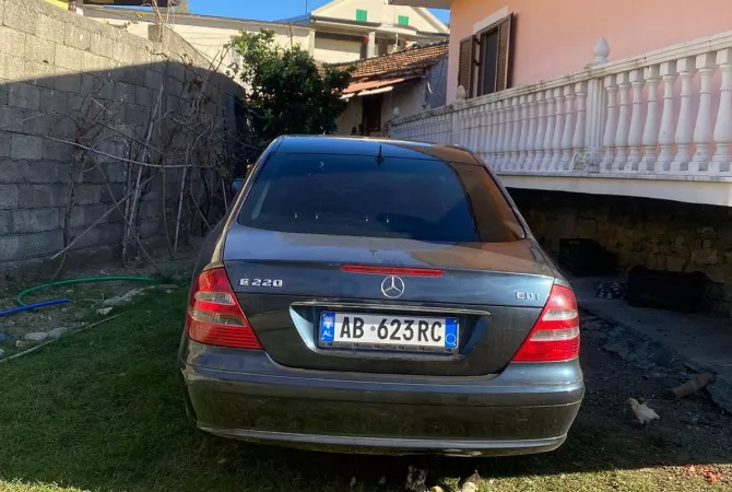 Cars for sale in Pogradec - 470,000 Leke