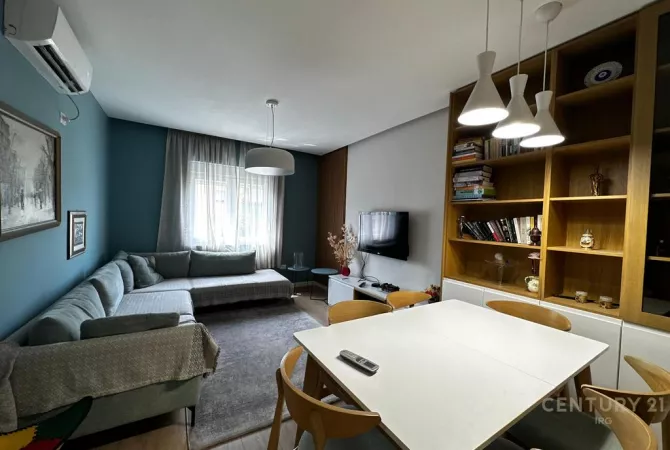 Shtepi me qera 2+1 ne Tirane - 700 Euro