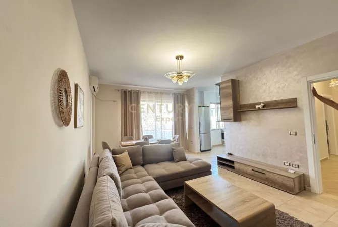 Shtepi me qera 2+1 ne Tirane - 600 Euro