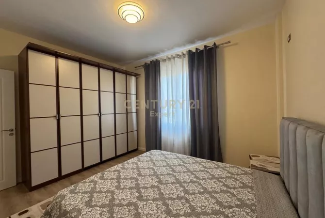 Shtepi me qera Apartament ne Tirane, 2+1, Mobilimi E mobiluar, Pagesa 600  Euro.