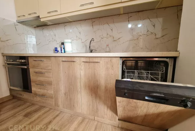 Shtepi me qera 2+1 ne Tirane - 800 Euro