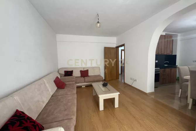 Shtepi me qera 1+1 ne Tirane - 400 Euro