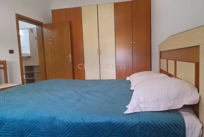 Shtepi me qera Apartament ne Tirane, 1+1, Mobilimi E mobiluar, Pagesa 600  Euro.