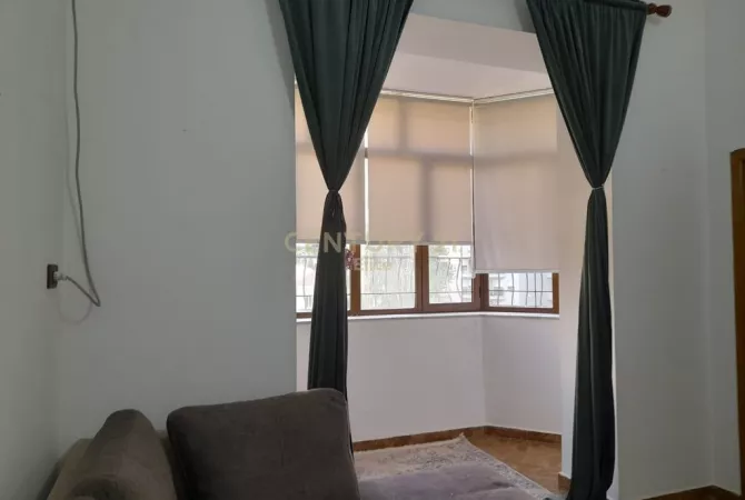 Shtepi me qera Apartament ne Tirane, 1+1, Mobilimi E mobiluar, Pagesa 600  Euro.