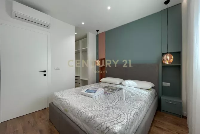 Shtepi me qera Apartament ne Tirane, 2+1, Mobilimi E mobiluar, Pagesa 700  Euro.