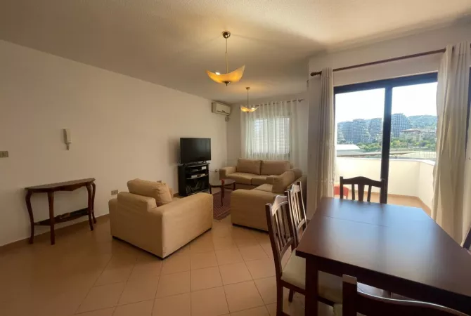 Shtepi me qera 2+1 ne Tirane - 700 Euro