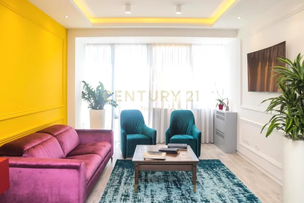 Business Property for Rent 3+1 in Tirana - 900 Euro