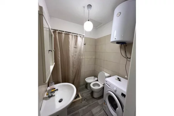 Shtepi me qera 2+1 ne Tirane - 55,000 Leke