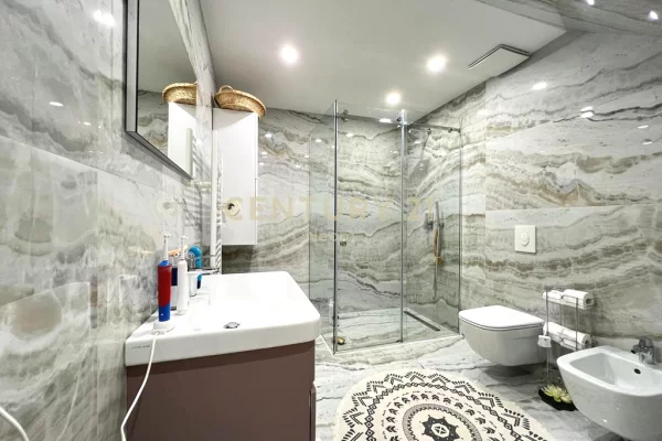 Duplex (2 storey house) for rent in Tirana 2+1, Furnished