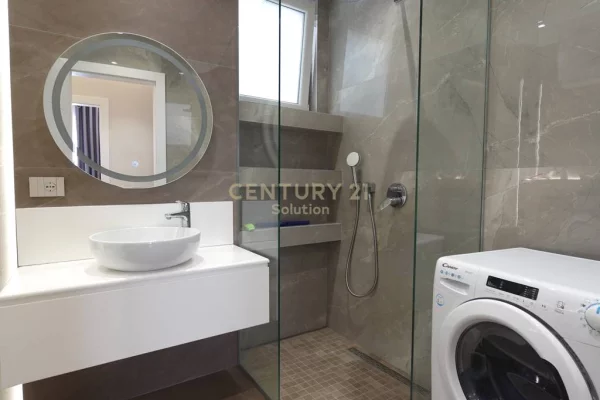 Shtepi me qera Apartament ne Tirane, 2+1, Mobilimi E mobiluar, Pagesa 1,250  Euro.