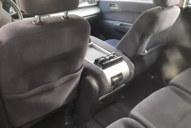 Makina ne shitje ne Tirane, Honda, 2008 Diesel,Kambio Manual Pagesa 3,500  Euro.