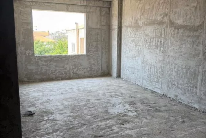 Shtepi ne shitje 1+1 ne Tirane - 76,500 Euro