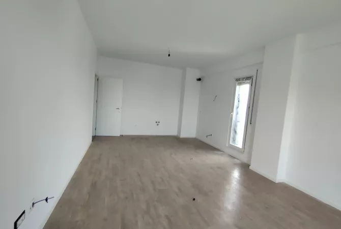 Shtepi ne shitje 2+1 ne Tirane - 87,000 Euro
