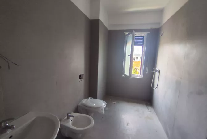 Shtepi ne shitje 2+1 ne Tirane - 87,000 Euro