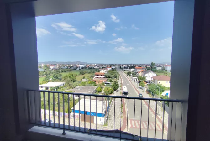 Shtepi ne shitje Apartament ne Tirane, 2+1, Mobilimi Bosh, pa mobiluar, Pagesa 87,000  Euro.