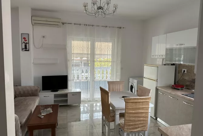 Shtepi me qera 2+1 ne Tirane - 30,000 Leke