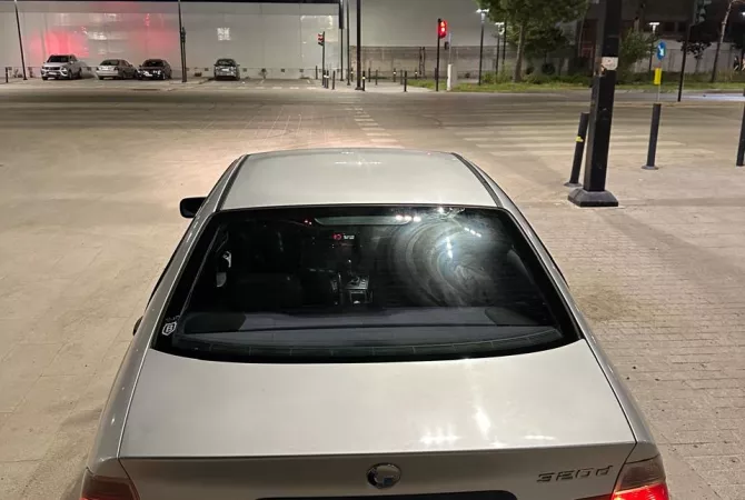 Cars for sale in Tirana, BMW, 2000 Diesel,Kambio Manual Payment 2,000  Euro.