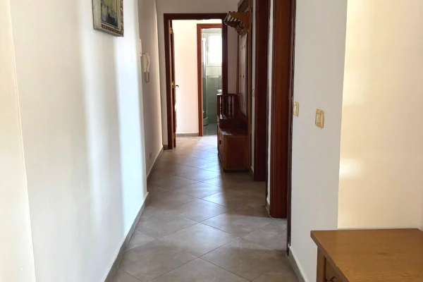 Shtepi me qera Apartament ne Tirane, 2+1, Mobilimi E mobiluar, Pagesa 55,000  Leke.