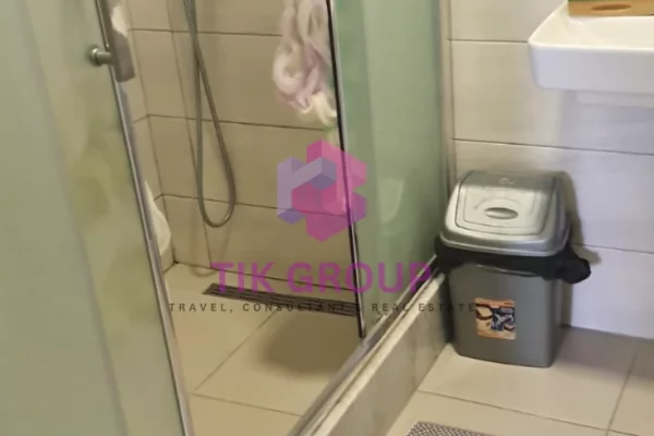 Shtepi ne shitje Apartament ne Tirane, 2+1, Mobilimi E mobiluar, Pagesa 125,000  Euro.